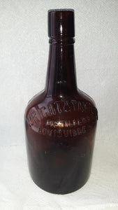 WRITE & TAYLOR DISTILLERS LOUISVILLE, KY. FULL QUART REGISTERED AMBER WHISKY BOTTLE