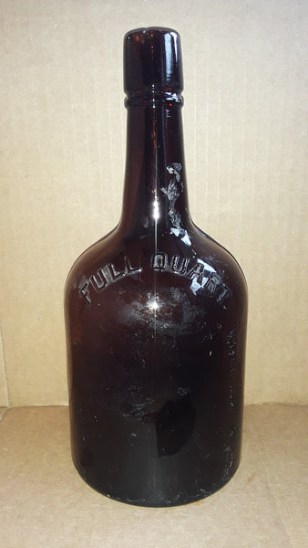 WRITE & TAYLOR DISTILLERS LOUISVILLE, KY. REGISTERED FULL QUART AMBER WHISKY BOTTLE