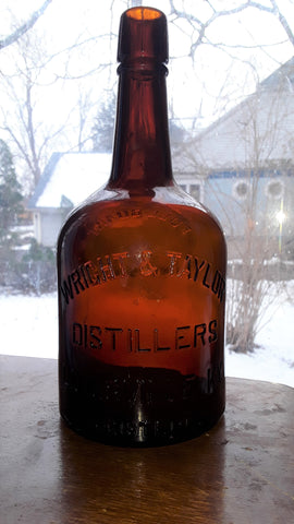 WRITE & TAYLOR DISTILLERS LOUISVILLE, KY. REGISTERED FULL QUART AMBER WHISKY BOTTLE