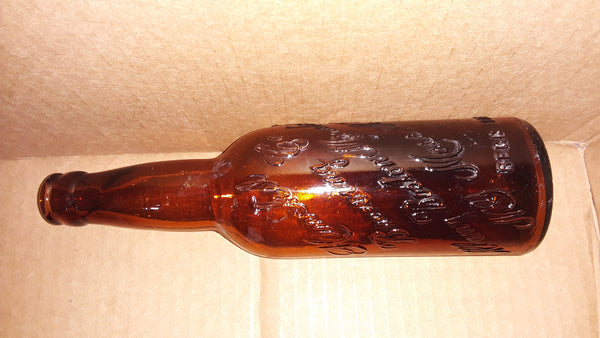 HINCKEL BREWING Co ALBANY NY. BOSTON MASS. MANCHESTER N.H. REGISTERED AMBER BEER BOTTLE